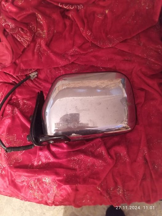 Зеркало Тойота рунер