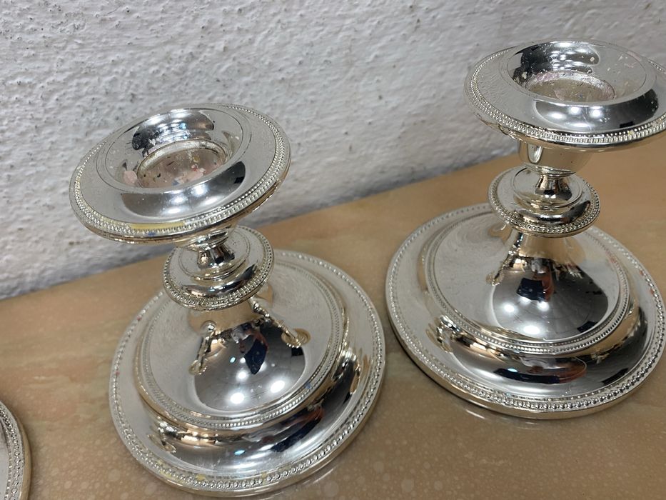 Посребрени свещници от англия