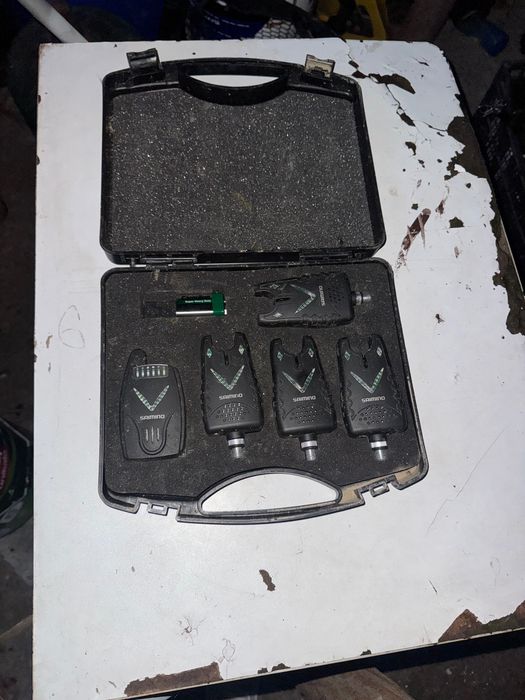 Lansete crap, mulinete , stație și rod pod 4 posturi