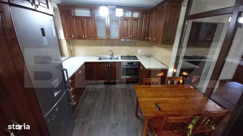 Apartament mobilat, 3 camere, 63 mp, curte 49 mp, parcare, cart Europa — fotografia 3