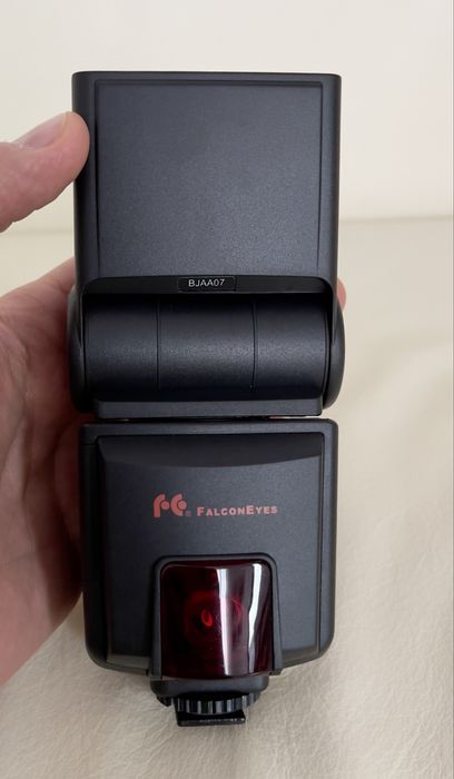 Falconeyes DPT386AFZ pentru Sony, Pentax, Olympus.