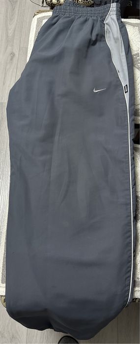 Продам спортивный костюм