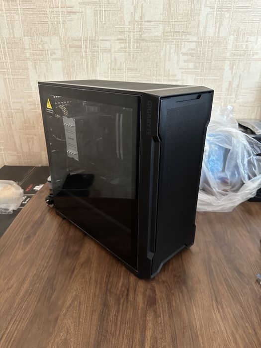 Игровой ПК с монитором