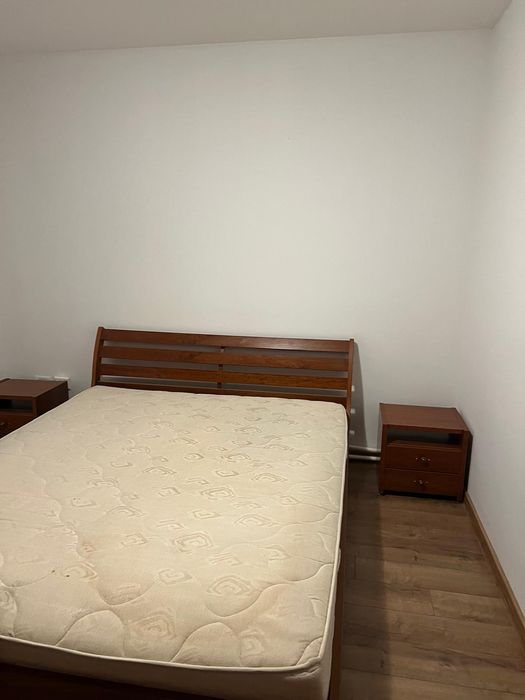 Apartament de închiriat