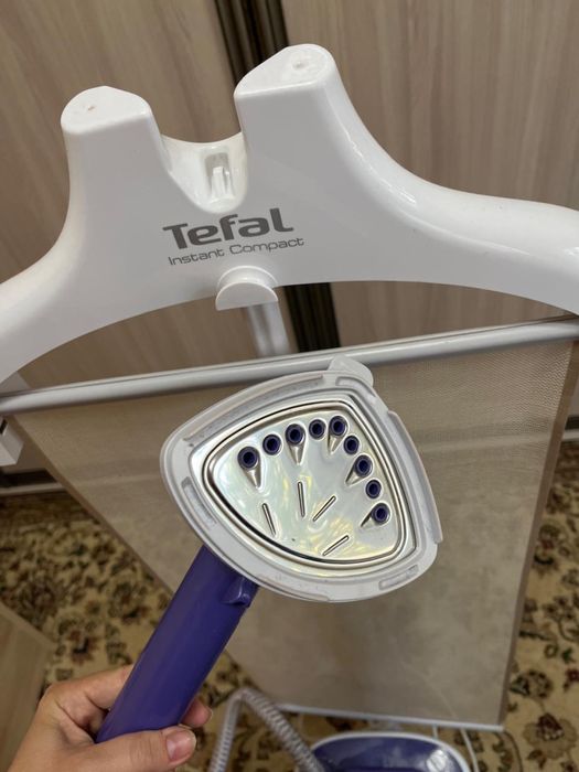 Отпариватель для одежды Tefal