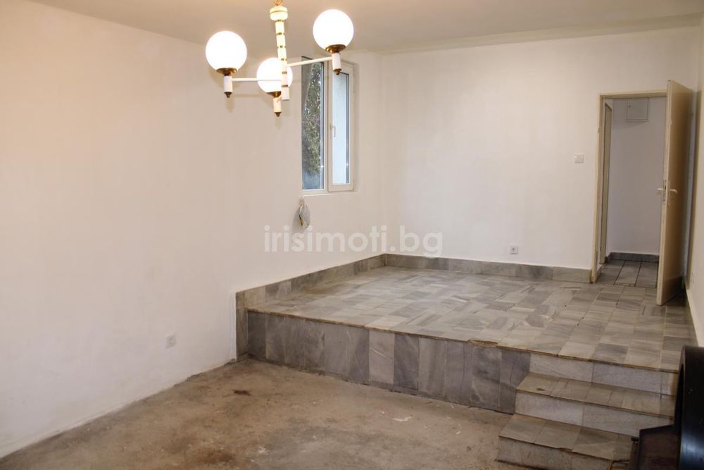 Продава , €198000, 120кв.м. в Карпузица