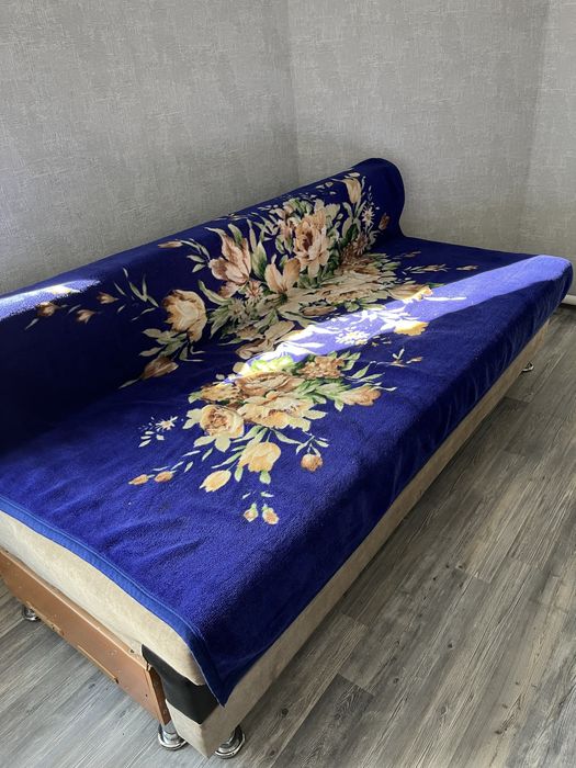 Продаю два дивана