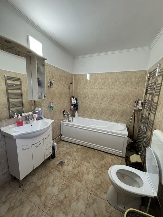 Casă premium Trivale – vedere pădure, zonă exclusivistă