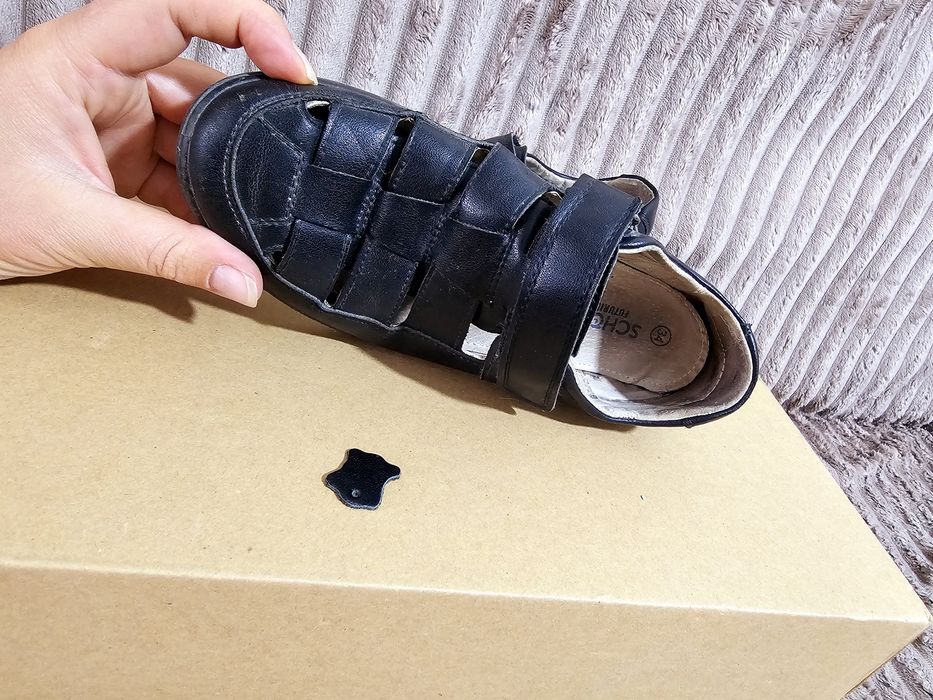 Школьные туфли открытые. Натуральная кожа. 34 размер