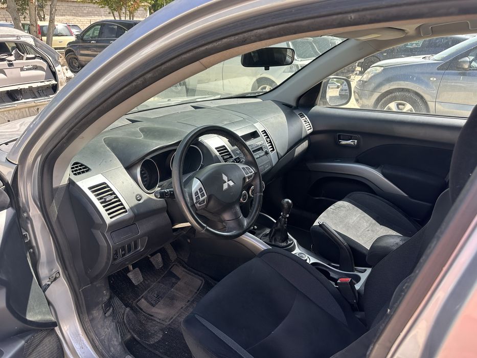 Митсубиши Аутлендър 2.0 did- BSY - На Части!!!