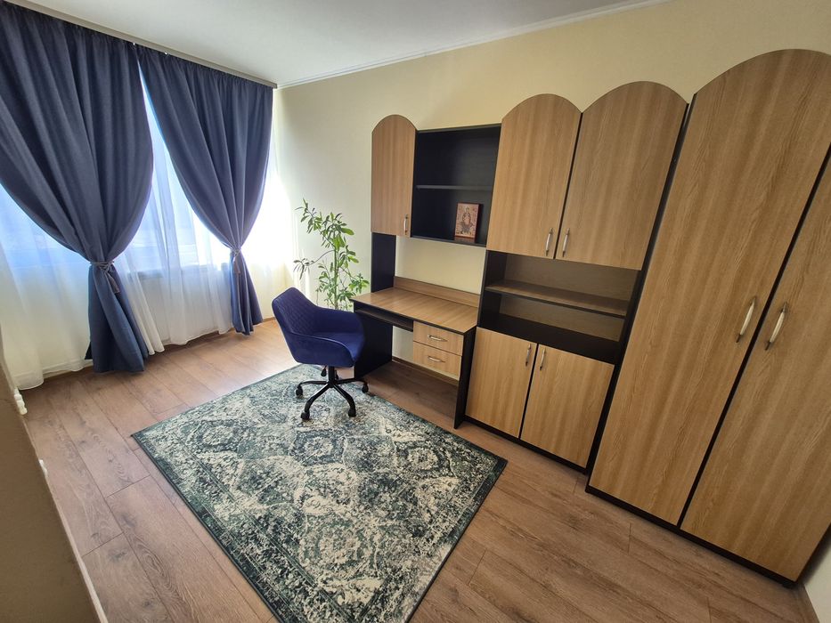 Apartament 3 camere Tiglina 2 - de inchiriat