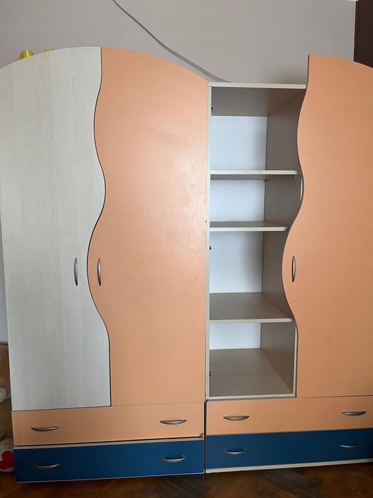 Продавам гардероб + скрин