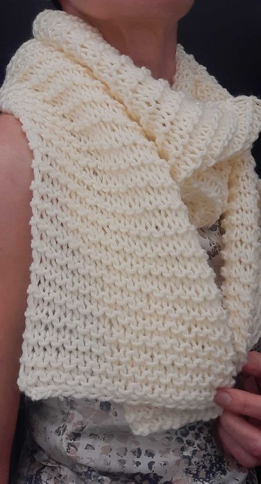 Черен петък Шалове-ръчно изплетени