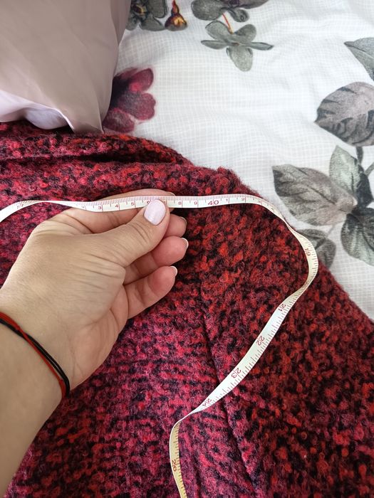 Pardesiu Nou Dama rosu