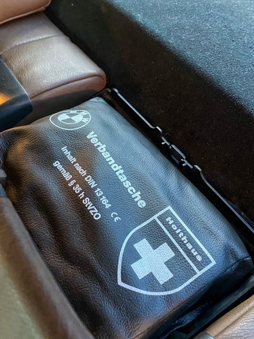 Нештяки оригенальные на БМВ