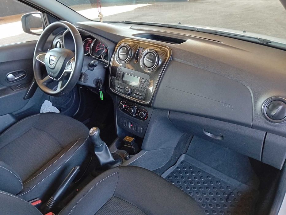 Dacia  Logan  Lauriate  2020.  1000 . cmc 75 Cp   Benzina