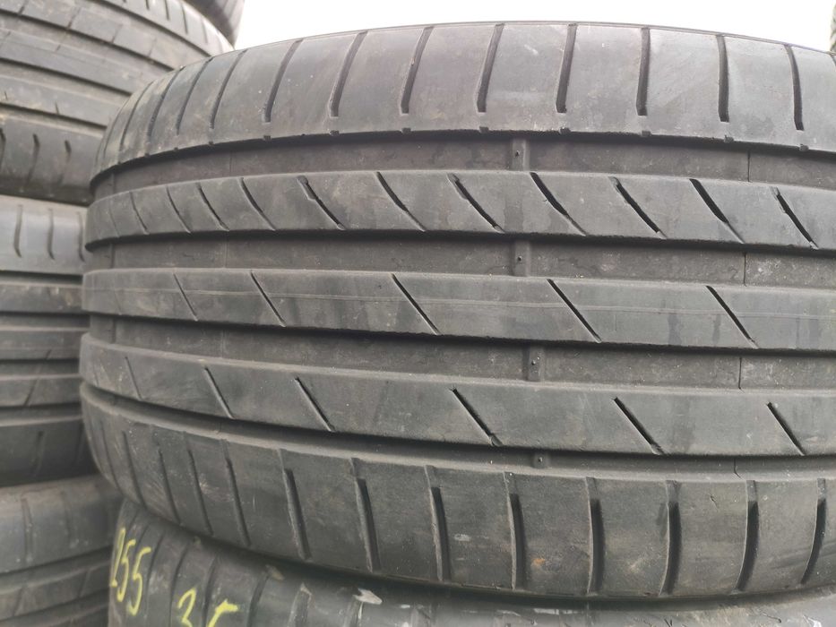 2бр Летни гуми 245 35 20 - Kumho - DOT 2022