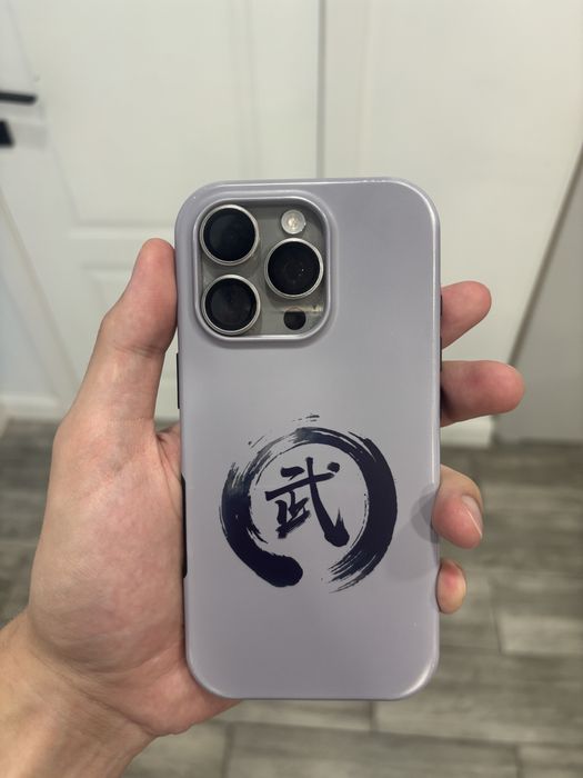 iPhone 16 Pro 256GB (SIM + eSIM)