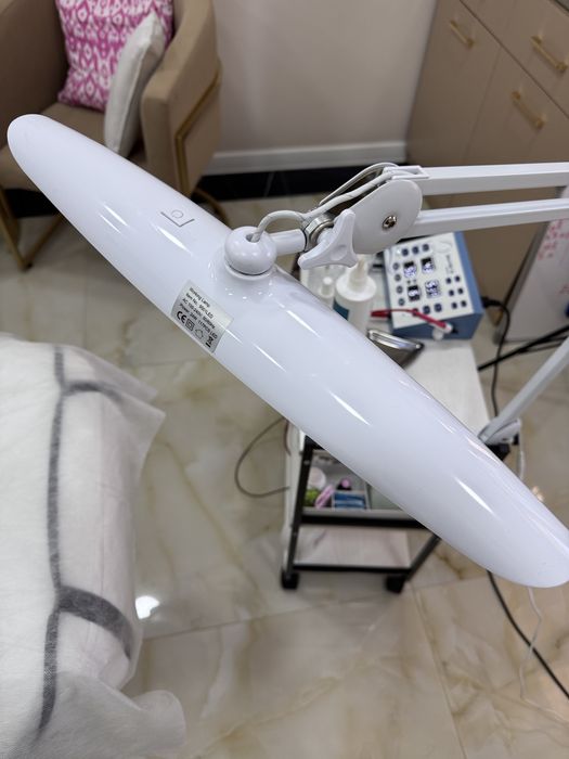 Бестеневая лампа