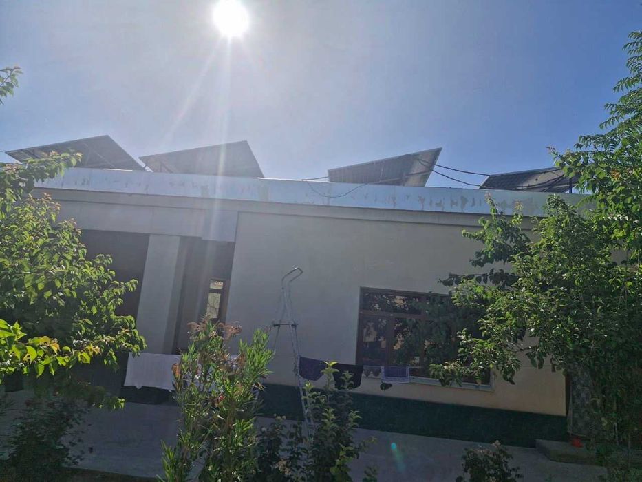 Quyosh panel o'rnatish Установка солнечных панелей