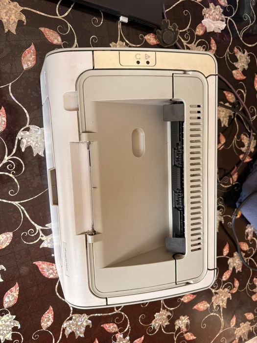Принтер HP LaserJet P1005