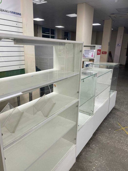 Продам витрины в хорошем состоянии