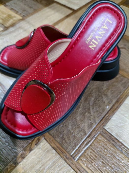 Продам шлепку  38  раз