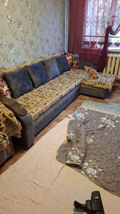 Продам диван б/у  в хорошем состоянии