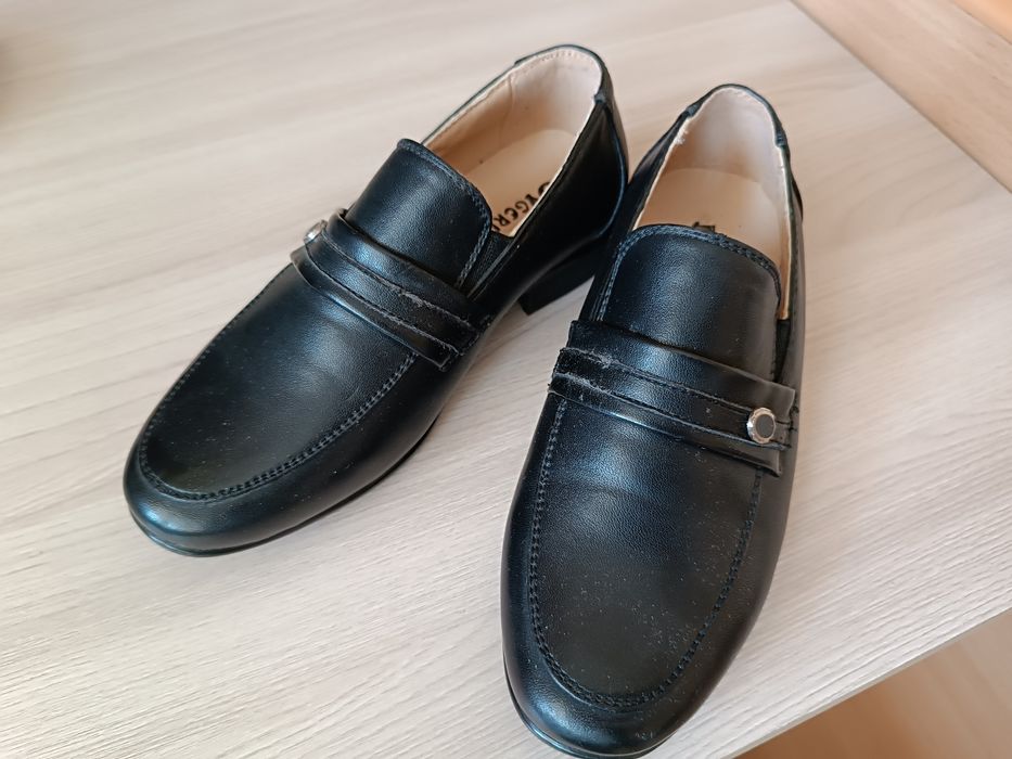 Детские туфли 27 размер новые