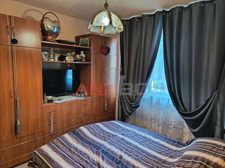 Продава се Тристаен апартамент в Варна, Възраждане 2 - 92 кв.м за 1081 €/кв.м - Снимка #5