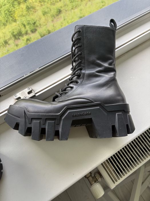 Ghete Balenciaga Bulldozer