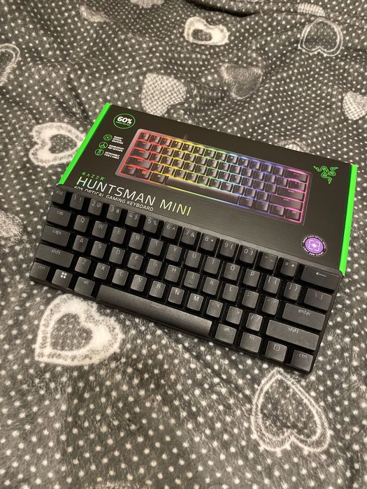 Razer huntsman mini клавиатура в отлично състояние