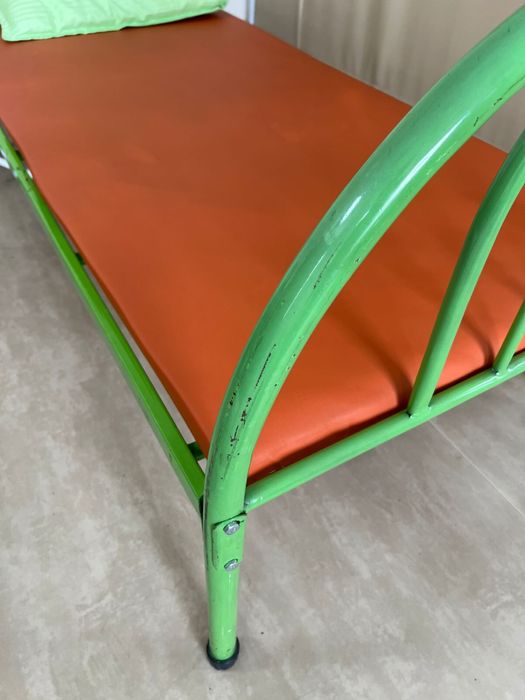 Кровать для пациентов.