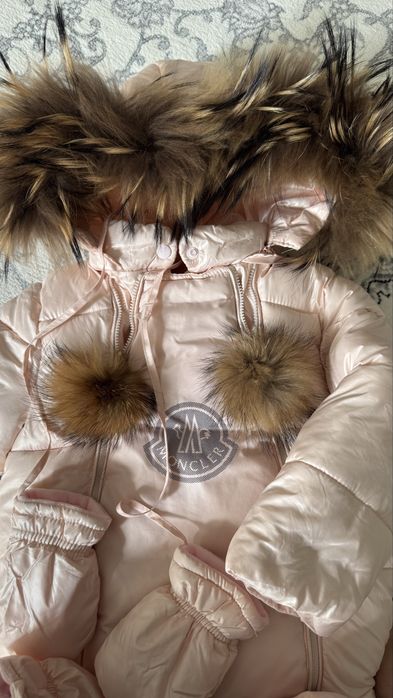 Комбинизон зимний от Moncler