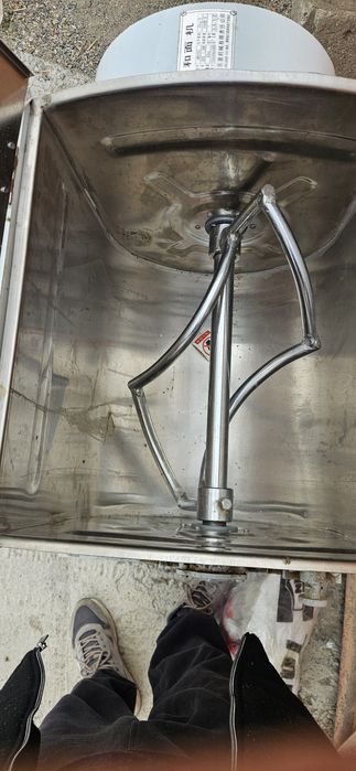 Тестомес для работы готова