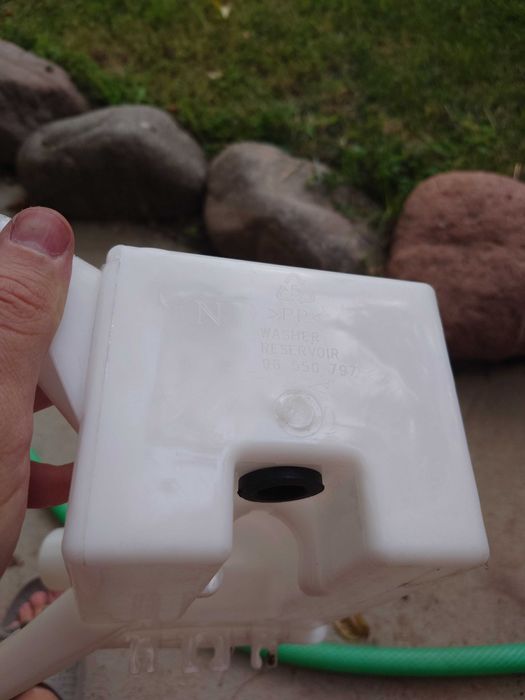 Бачок  омывателя  ласетти 1.8