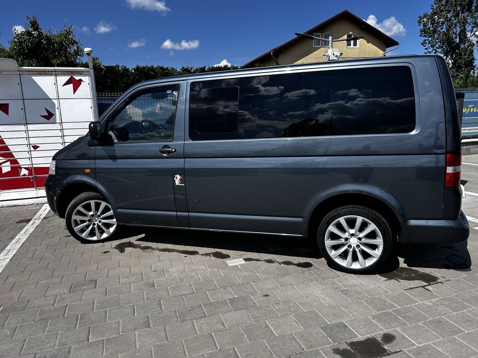 Volkswagen Transporter T5. 2.5 R5