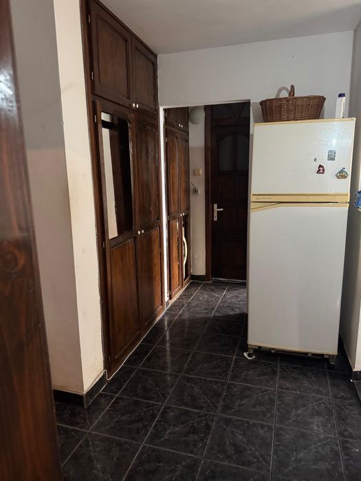 Inchiriez apartament 2 camere deconandat  Micalaca strada Milova