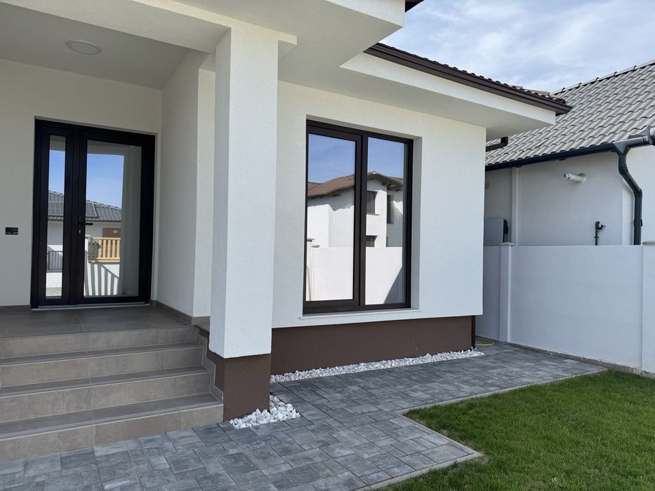 Casa moderna pe parter