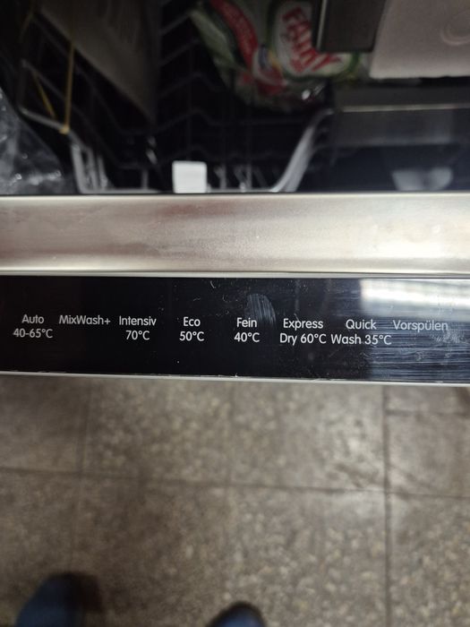 Съдомиялна за пълно вграждане 60см нова