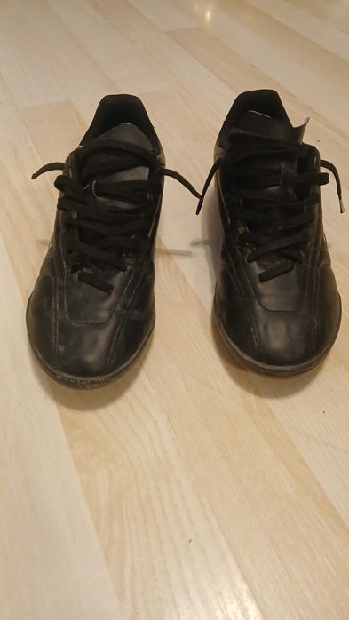 Ghete de fotbal Kipsta