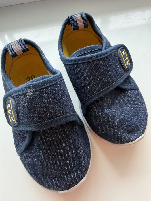 Продам обувь  20 размер