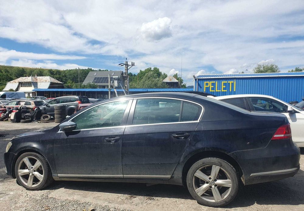 Dezmembrez Volkswagen Passat B7 Facelift 2.0TDI 2012