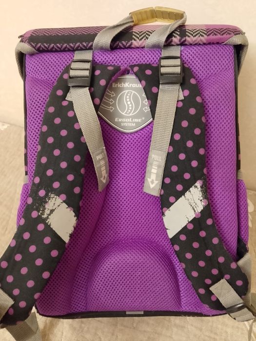 Продам рюкзак школьный