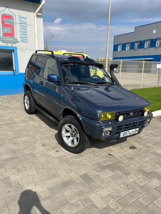 Продам авто Nissan tirano 2