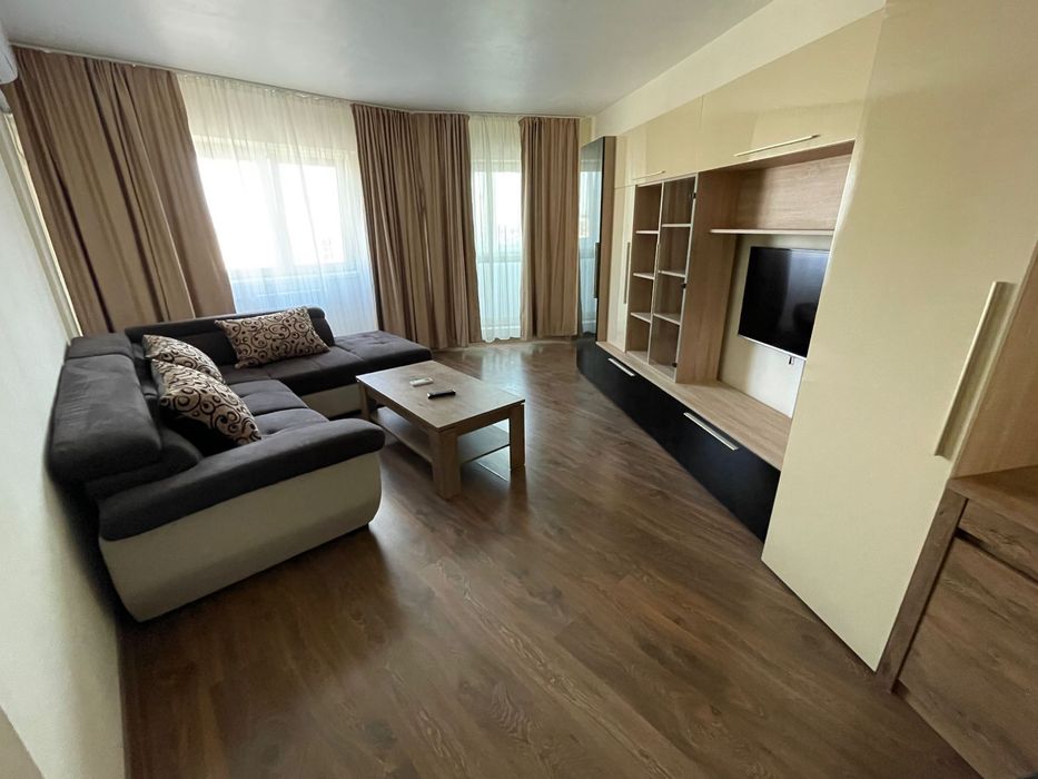 Proprietar ofer spre inchiriere garsoniera lux