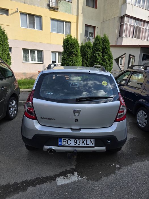 Vând Dacia Sandero Stepway 2013