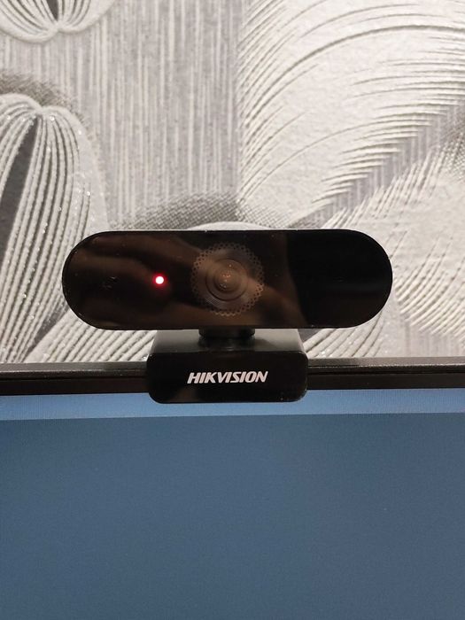 Веб-камера HIKVISION DS-U02