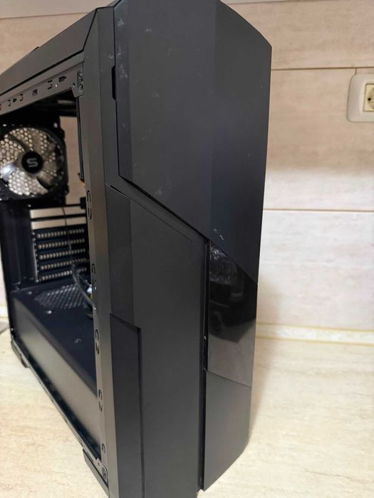Carcasa Logitech + 2 ventilatoare