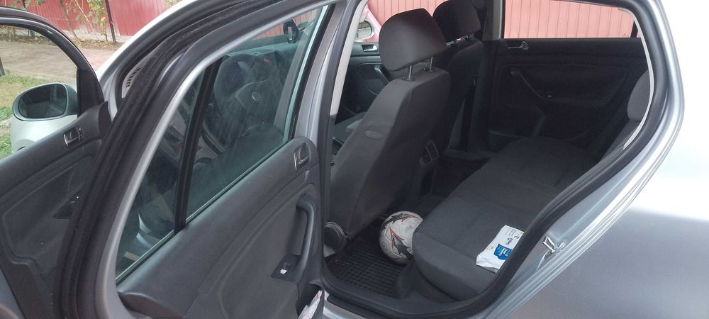golf v 1.4 mpi 2005